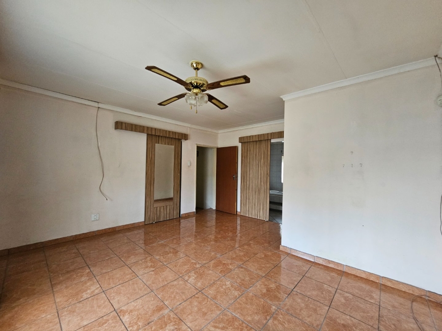 3 Bedroom Property for Sale in Vaalpark Free State